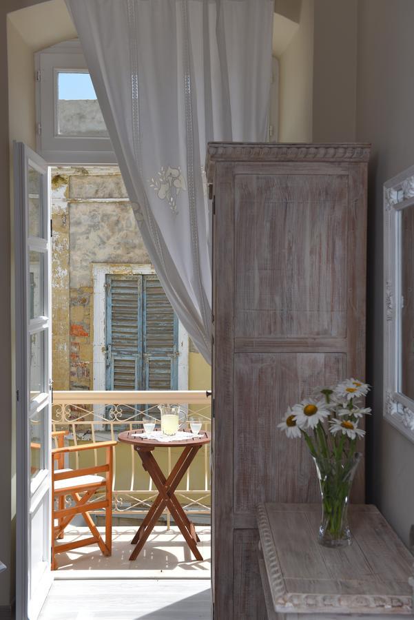 Oisyra Boutique Hotel 에르무폴리 외부 사진
