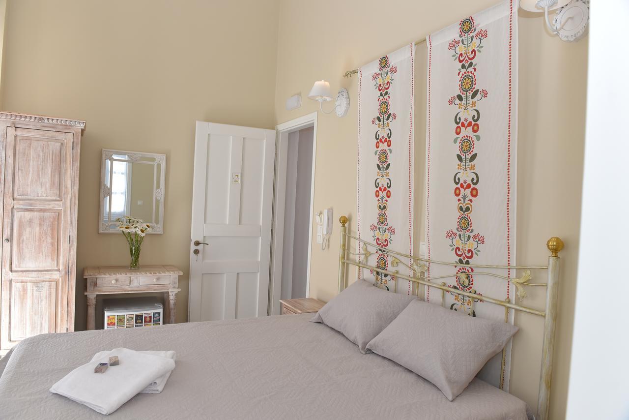 Oisyra Boutique Hotel 에르무폴리 외부 사진